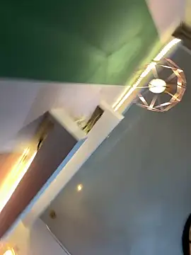 LilithJones   online show from April 17, 2026, 11:46 am