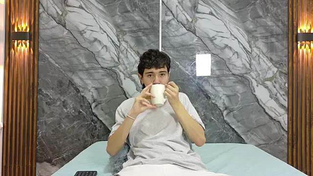 Snapshot of NoahWalker__ chatting on July 15, 2026, 11:28 am NoahWalker online show from July 15, 2026, 11:28 am