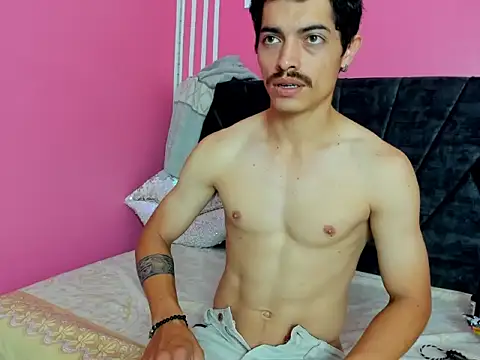 taylor Stele online show from April 22, 2026, 1:51 pm