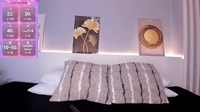 MelissaSaenzgh  online show from June 12, 2026, 3:15 am
