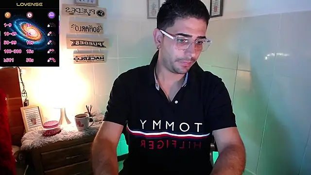 Snapshot of andders_ chatting on May 7, 2026, 1:32 am andders online show from May 7, 2026, 1:32 am