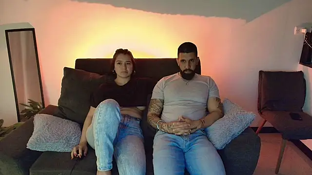Alyssa and DAngelo online show from August 3, 2026, 2:19 am