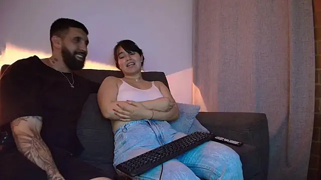 Alyssa and DAngelo online show from May 30, 2026, 3:13 am