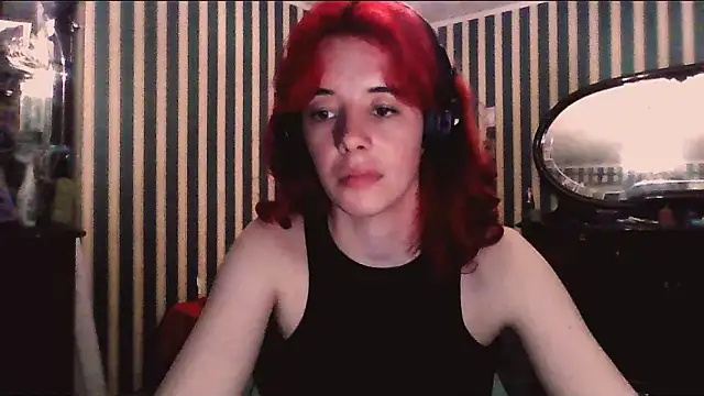 amberrrdolll  online show from June 30, 2026, 8:20 pm