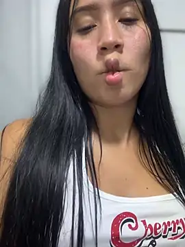 Sexysoeh online show from May 20, 2026, 1:57 am