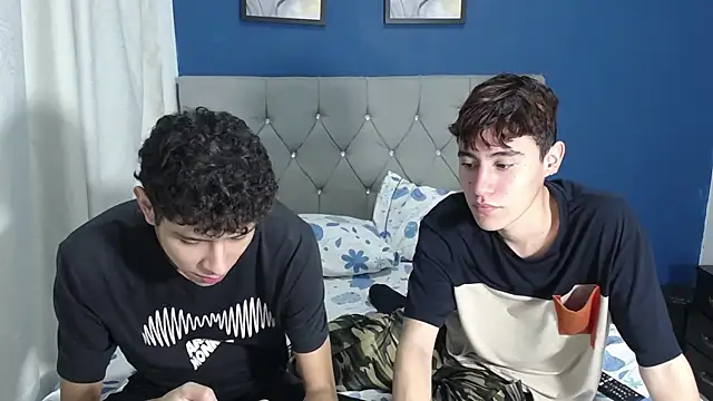 Thiago And Gael online show from July 11, 2026, 12:22 am