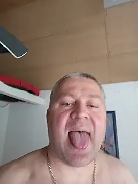 Snapshot of Anatolii_77 chatting on June 9, 2026, 1:23 pm Anatolii 77 online show from June 9, 2026, 1:23 pm