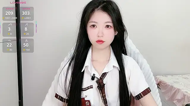 XiaoMei-iiiiii online show from April 16, 2026, 6:08 pm