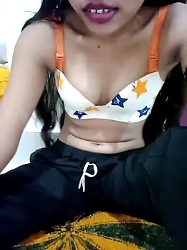 Snapshot of Riya_rani7 chatting on May 6, 2026, 8:40 am Riya rani7 online show from May 6, 2026, 8:40 am