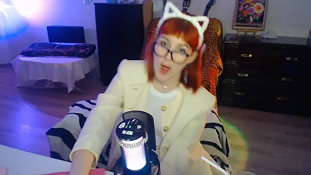 ConchitaMesser online show from May 14, 2026, 10:29 pm