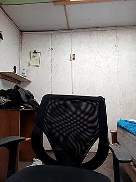 Torooblancoo online show from May 8, 2026, 4:44 pm