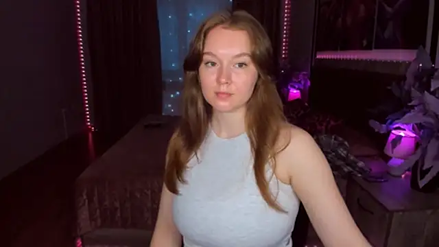 ValeriSunny online show from June 10, 2026, 2:51 pm