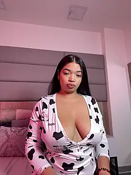 LilyFoox online show from May 19, 2026, 12:56 pm