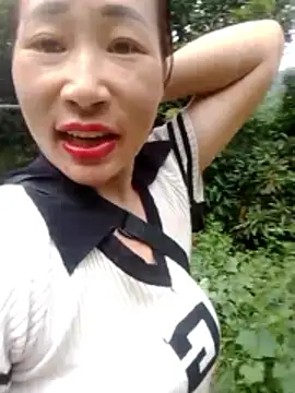 Snapshot of Tieuthu2 chatting on July 2, 2026, 4:29 am Tieuthu2 online show from July 2, 2026, 4:29 am
