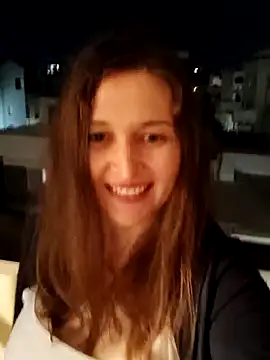 irresistibelle online show from April 19, 2026, 6:10 pm