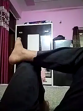 infiniteworld0 online show from April 17, 2026, 2:09 pm