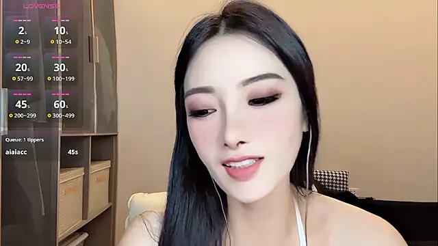 Xixi-mm online show from July 12, 2026, 1:56 pm