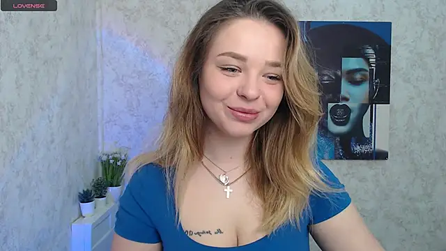 NicoleAura online show from April 28, 2026, 6:18 am