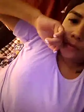 alexayalex29 online show from May 18, 2026, 10:47 pm