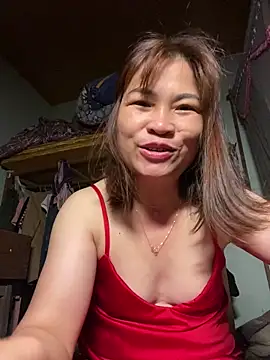 Mina-a online show from April 22, 2026, 11:33 pm