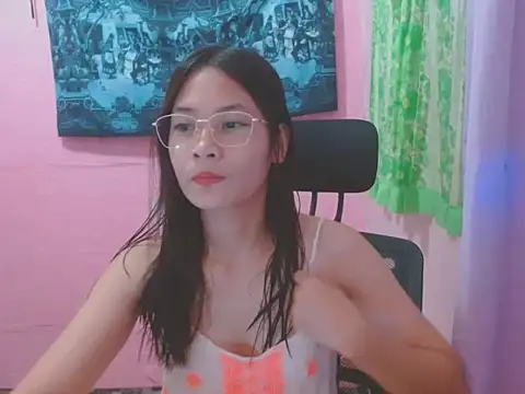 Sweetsexylady19 online show from June 7, 2026, 5:12 am