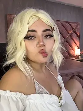 lya nekko  online show from June 25, 2026, 5:12 am