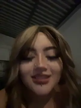lya nekko  online show from June 26, 2026, 4:51 am