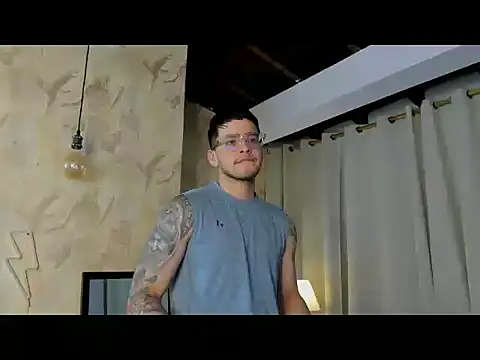 RONNY COLTON online show from April 19, 2026, 3:07 am