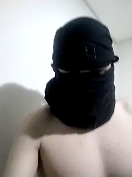 mascarad1111 online show from April 19, 2026, 6:47 am