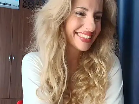  horny sexy  online show from April 15, 2026, 5:13 am