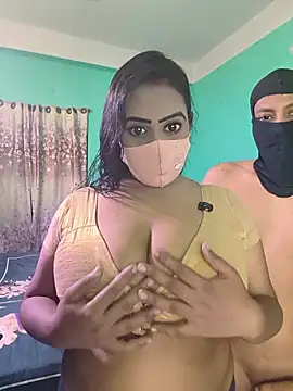 Snapshot of Hot_Cupole chatting on August 2, 2026, 3:10 pm Hot Cupole online show from August 2, 2026, 3:10 pm
