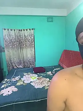 Snapshot of Hot_Cupole chatting on August 4, 2026, 3:27 pm Hot Cupole online show from August 4, 2026, 3:27 pm