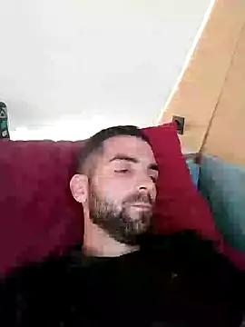 Snapshot of alieno_napoletano chatting on May 14, 2026, 2:14 pm alieno napoletano online show from May 14, 2026, 2:14 pm
