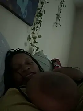 thedarkenchantress online show from March 17, 2026, 10:35 pm