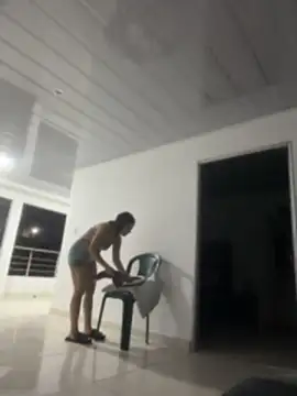 Lupitaa33 online show from April 22, 2026, 12:28 am