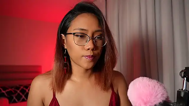 VexaNyx online show from June 24, 2026, 1:21 pm