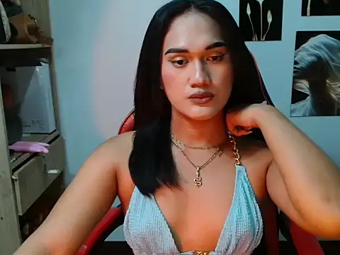 Snapshot of YourHot_Nica chatting on April 29, 2026, 3:38 pm YourHot Nica online show from April 29, 2026, 3:38 pm