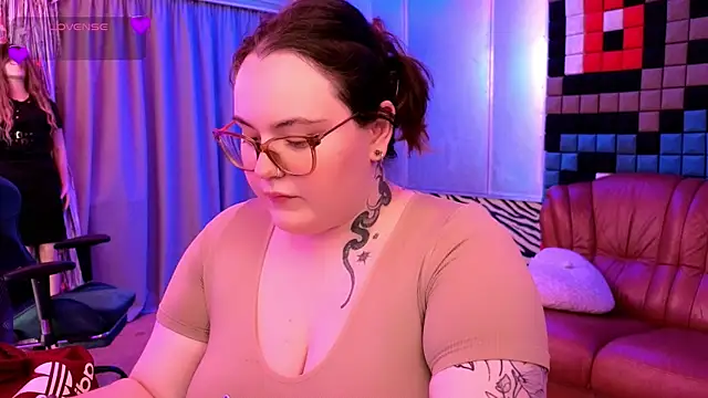 CatherineClaire online show from July 18, 2026, 4:48 pm