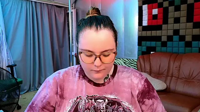 CatherineClaire online show from July 23, 2026, 4:25 pm