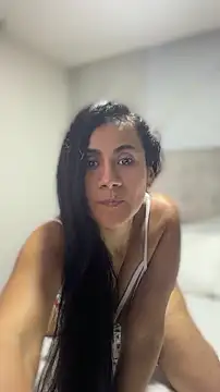 Snapshot of Laia_Hills chatting on June 25, 2026, 3:59 am Laia Hills online show from June 25, 2026, 3:59 am