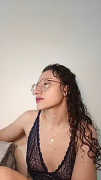 DanaaCollins online show from May 27, 2026, 11:06 am