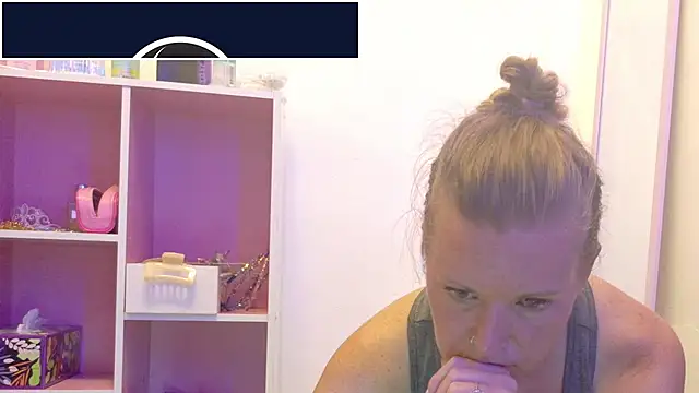 xlilianaxx online show from July 10, 2026, 7:52 am