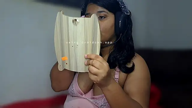 Snapshot of samiraor chatting on May 8, 2026, 1:31 am samiraor online show from May 8, 2026, 1:31 am