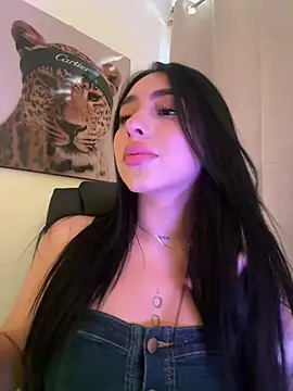 Snapshot of IsabellaNoir_ chatting on June 26, 2026, 6:14 pm IsabellaNoir online show from June 26, 2026, 6:14 pm