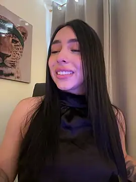 Snapshot of IsabellaNoir_ chatting on June 19, 2026, 9:20 pm IsabellaNoir online show from June 19, 2026, 9:20 pm