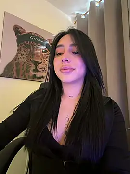Snapshot of IsabellaNoir_ chatting on June 20, 2026, 5:40 pm IsabellaNoir online show from June 20, 2026, 5:40 pm