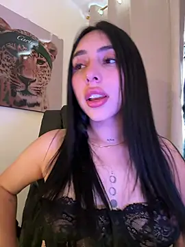 Snapshot of IsabellaNoir_ chatting on July 8, 2026, 4:29 pm IsabellaNoir online show from July 8, 2026, 4:29 pm