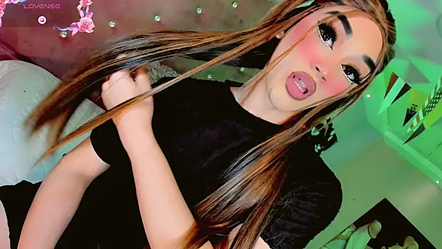 Camila Vasquezz1 online show from June 19, 2026, 8:36 pm