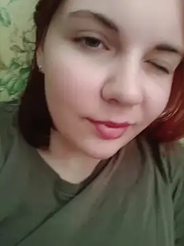 Snapshot of LoisFox chatting on May 7, 2026, 5:55 am LoisFox online show from May 7, 2026, 5:55 am