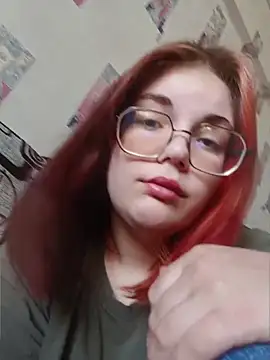 Snapshot of LoisFox chatting on May 6, 2026, 11:58 am LoisFox online show from May 6, 2026, 11:58 am